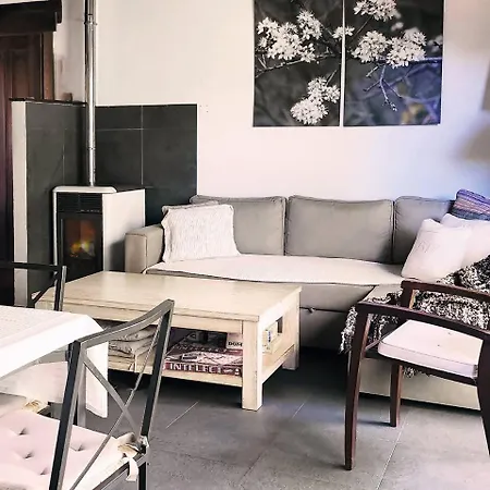 Casa de Campo El Hogar Del Fresno, Casa Con Encanto En *