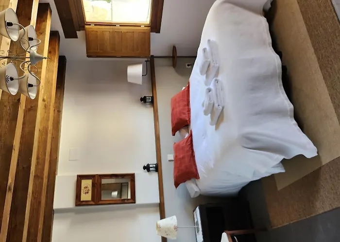 El Hogar Del Fresno, Casa Con Encanto En Canicosa